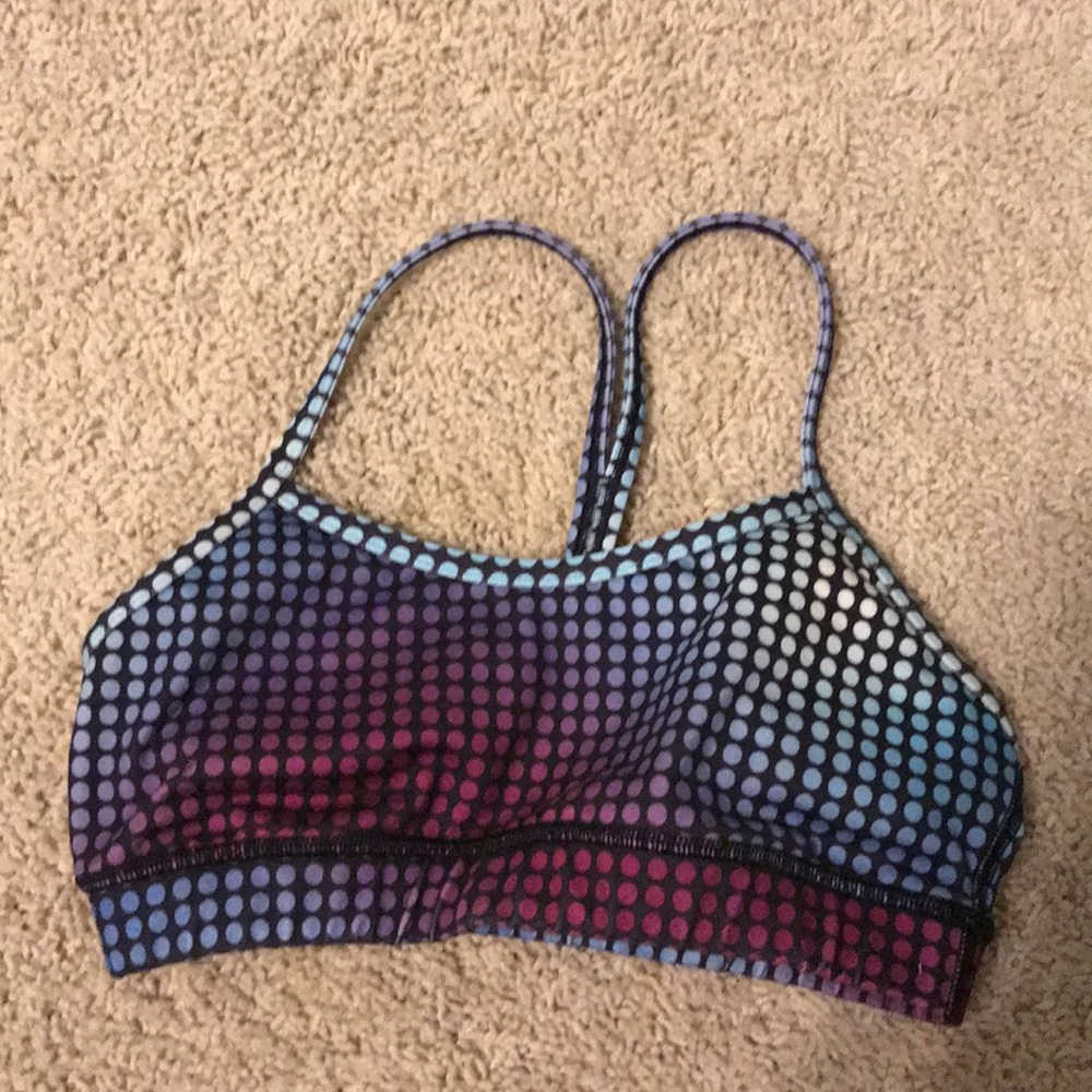 Lululemon sports bra